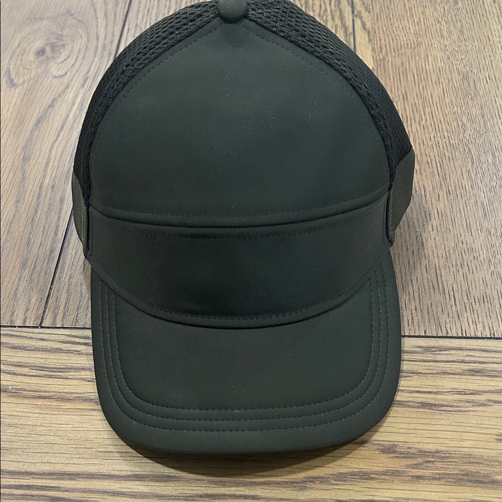 Lululemon hat